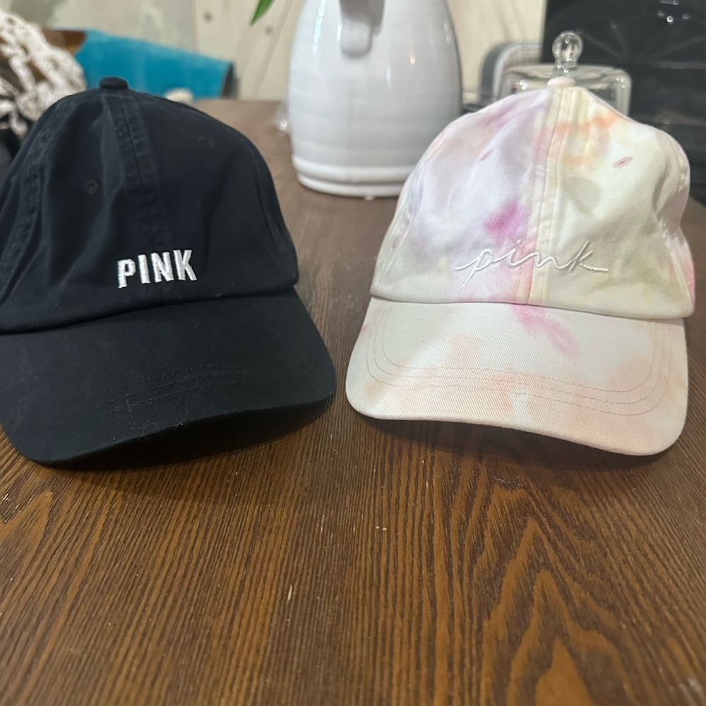 PINK Victoria's Secret Women’s Black and Tie-Dye Cap Set